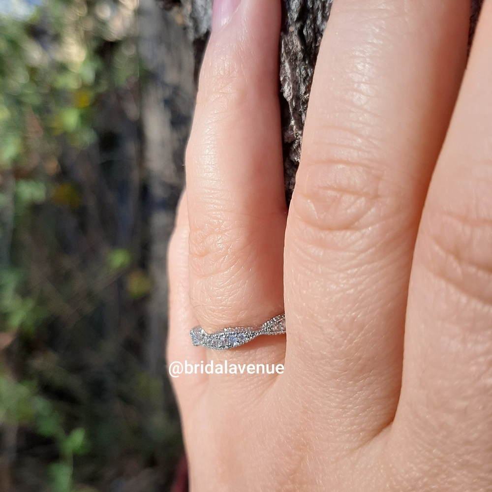 New Silver Elegance Ring - Picture 8 of 8